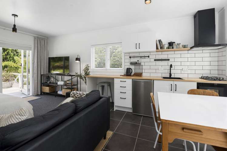 1 Summit Road Lake Okareka_22