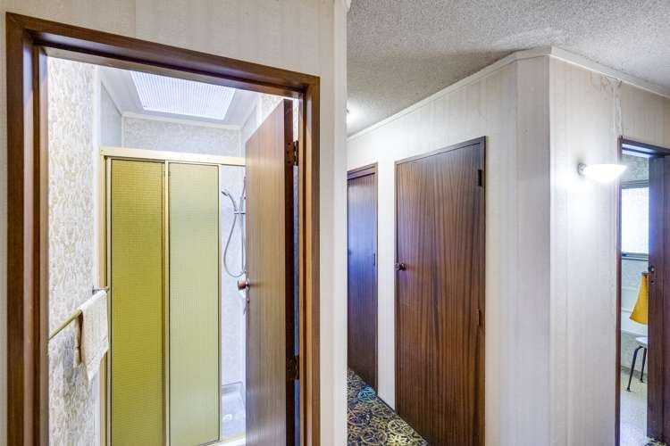 702 Williams Street Mahora_11