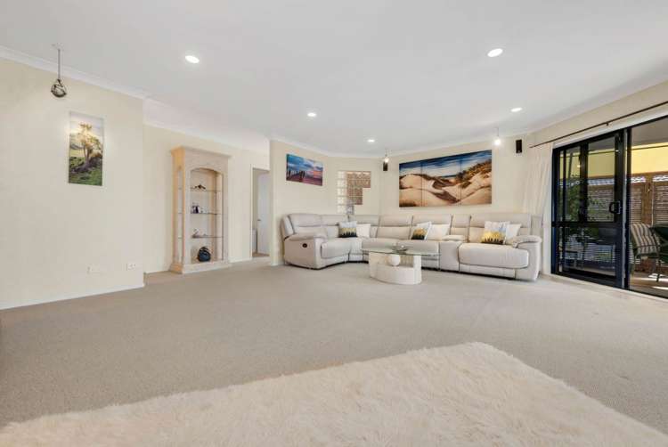 24 Omana Heights Drive Maraetai_13