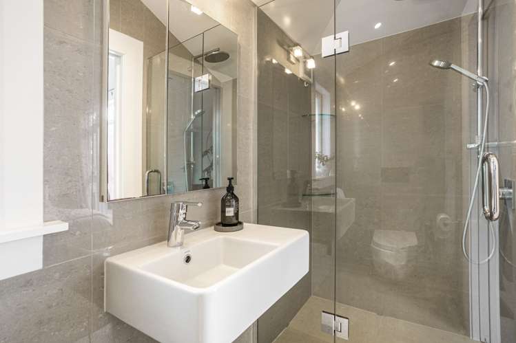 5 Derby Street Devonport_16