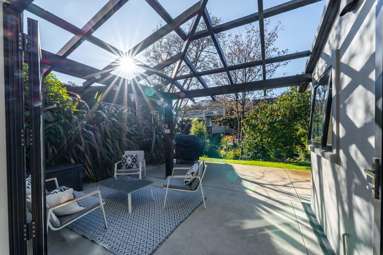 84 Helwick Street_2