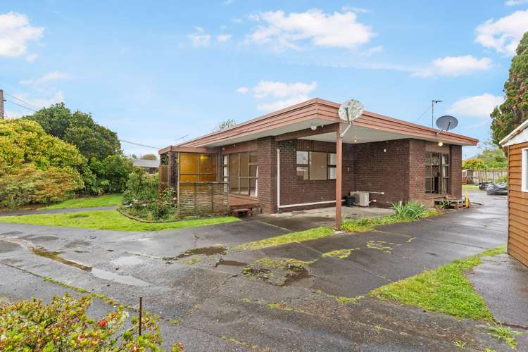 1/16 Melanie Place Orewa_12