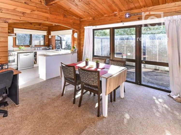 4 Kamulla Court Conifer Grove_3