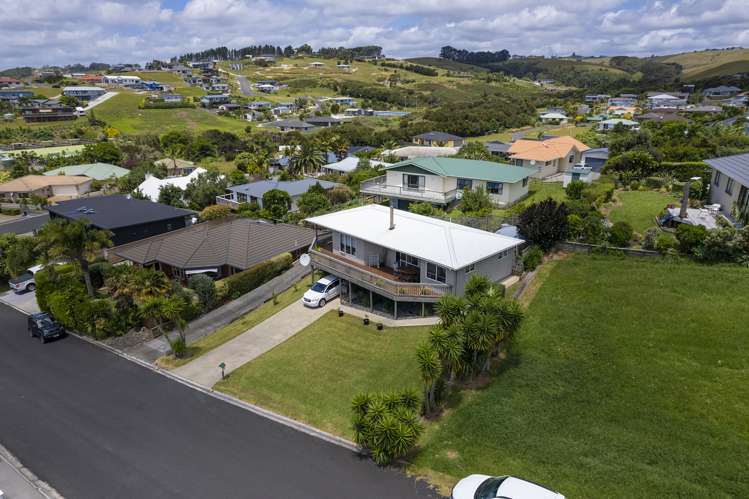 1 Pohutukawa Drive Cable Bay_10