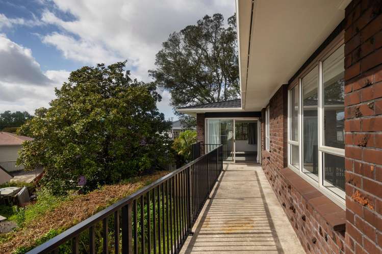 2/25 Seaview Terrace Mt Albert_23