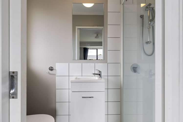 28 Keeling Street West End_9