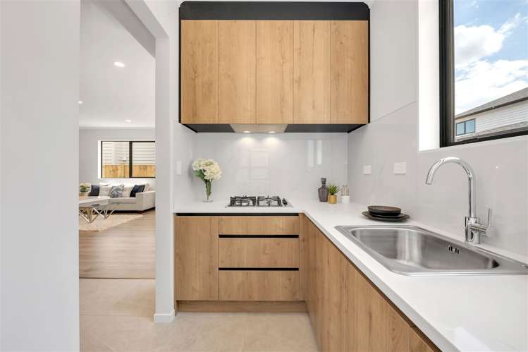 14 Koromeke Street Flat Bush_19