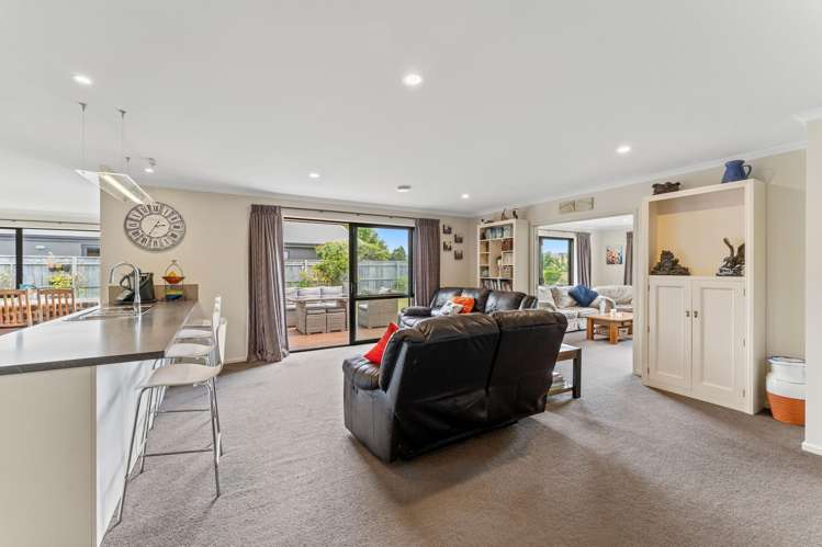 16 Wanderers Avenue Brightwater_13