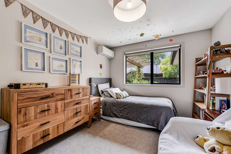 14 Bishopsworth Way Huntington_11