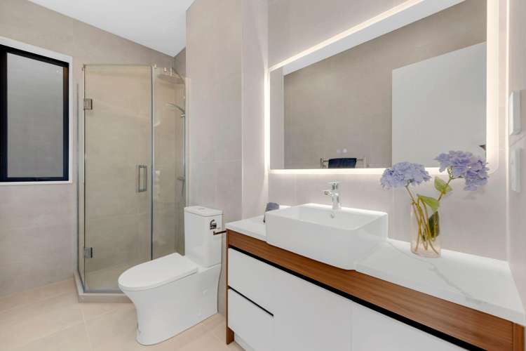 25 Bremner Ridge Street Flat Bush_17