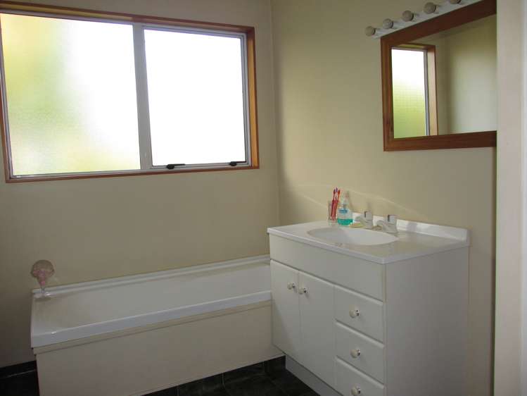 49 Main Street Reefton_5