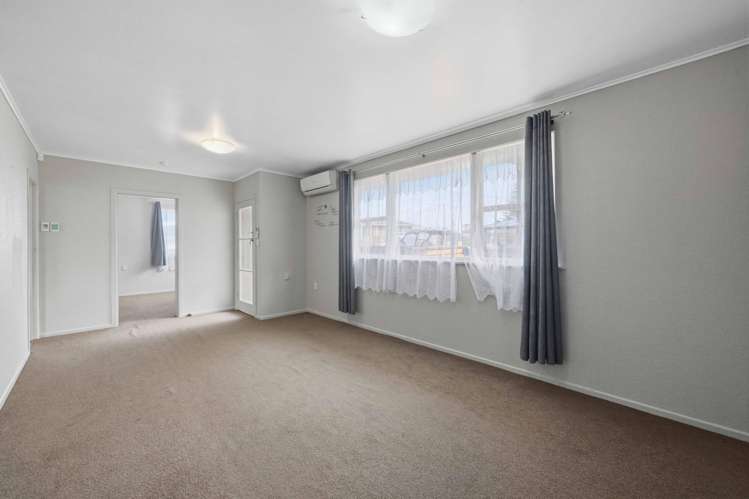 1/6 Snell Avenue Papakura_7