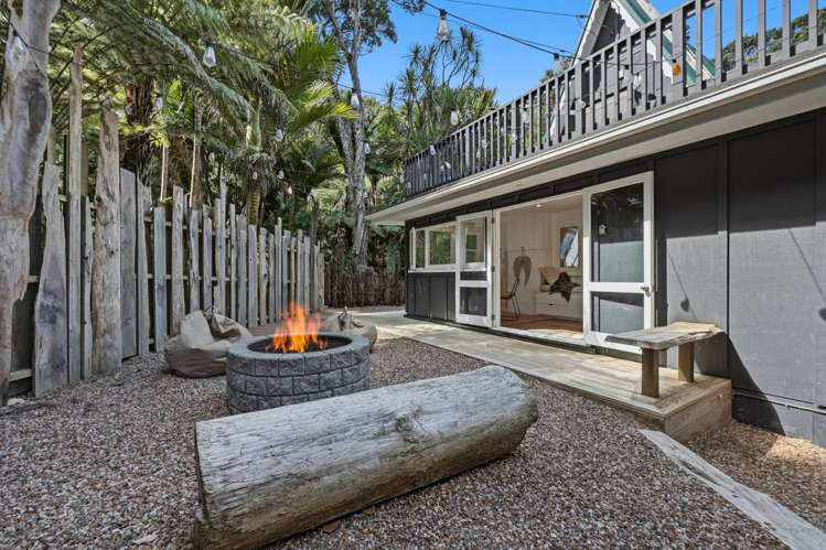 19 Crescent Road West_5