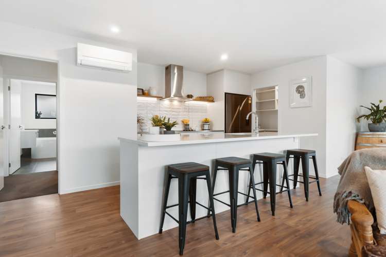 69 Wallis Drive Cromwell_1