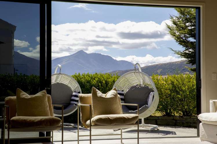 8 Soudley Court Jacks Point_8