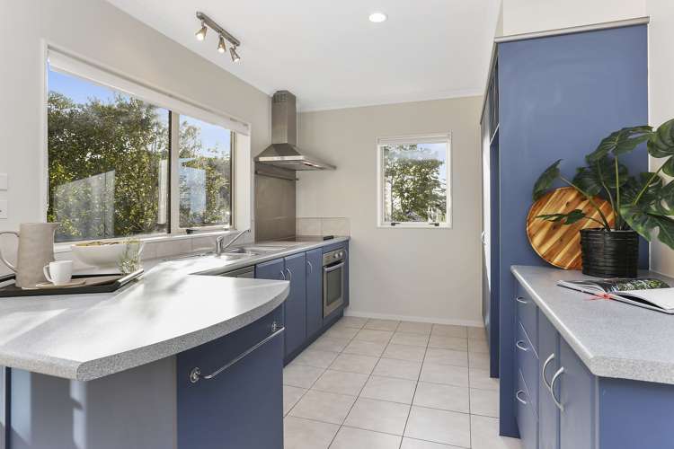 2a Highland Avenue Titirangi_6