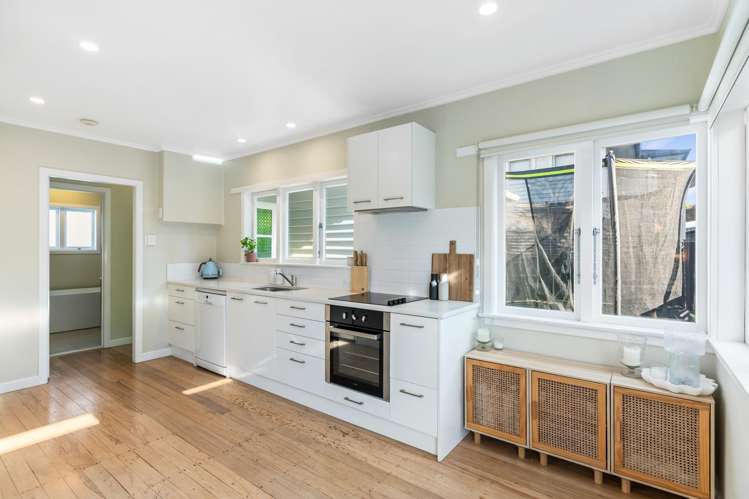 7 Kenmure Avenue Forrest Hill_2