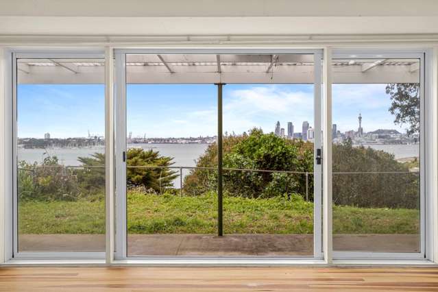 Harbour Views & Endless Possibilities