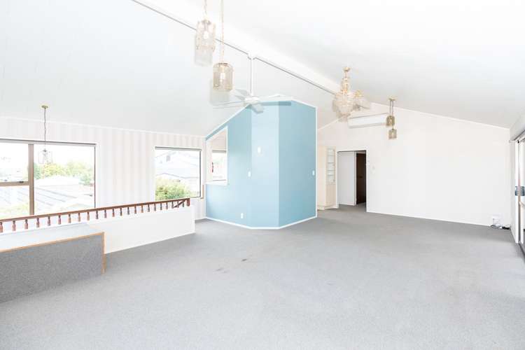 135 Tuhikaramea Road Dinsdale_11