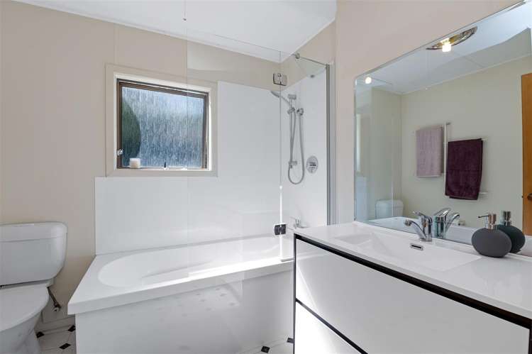 17 Mountain Road Western Heights_16