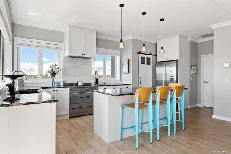 10 Tuangi Street Long Bay_4