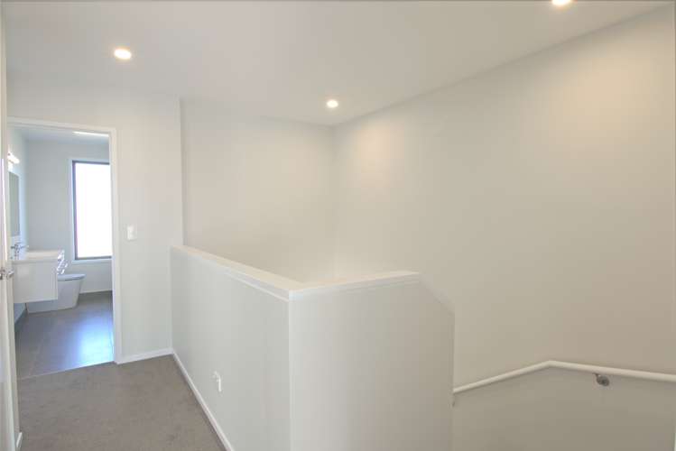 196 Seventh View Avenue Beachlands_5