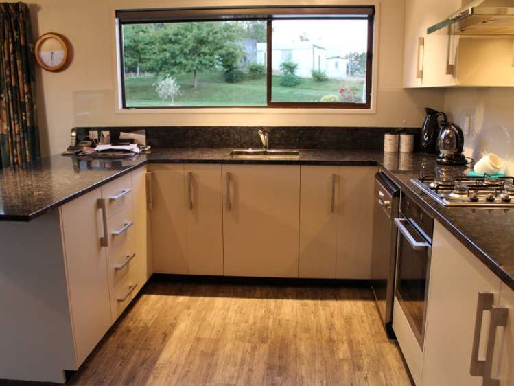 140 Sinclair Road Te Anau_5