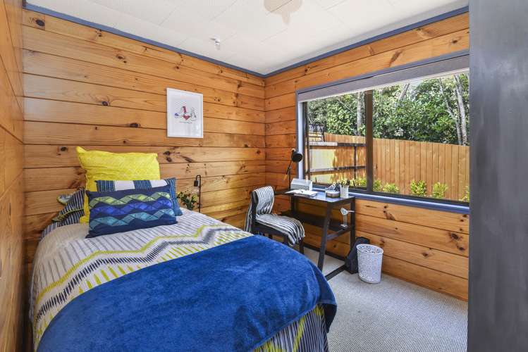 1/5 Lyell Court Clover Park_10