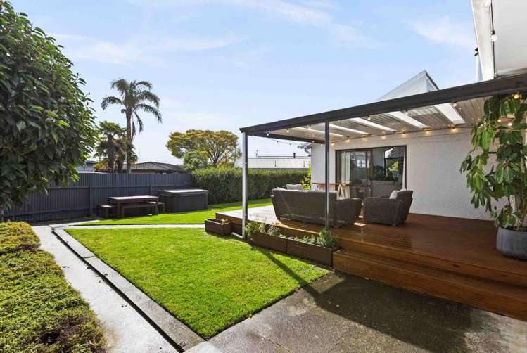 5 Gavin Black Street Meeanee_21