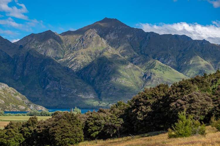 16 Emerald Bluffs Lane Glendhu Bay_13
