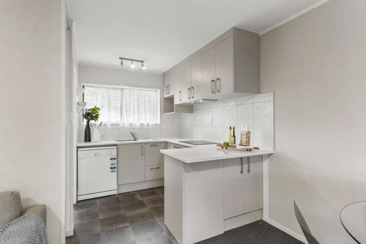 1/38 Latham Avenue Pakuranga_5