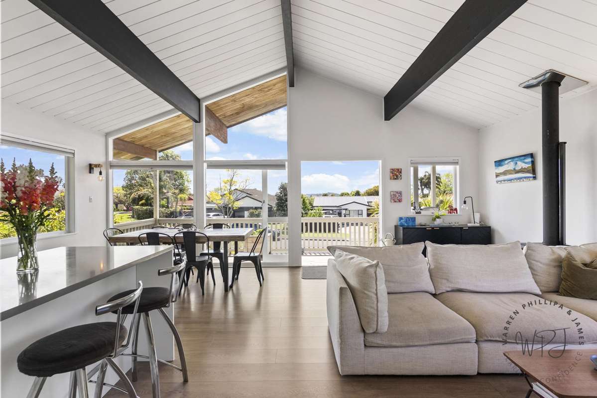 12 Lakeside Drive_3