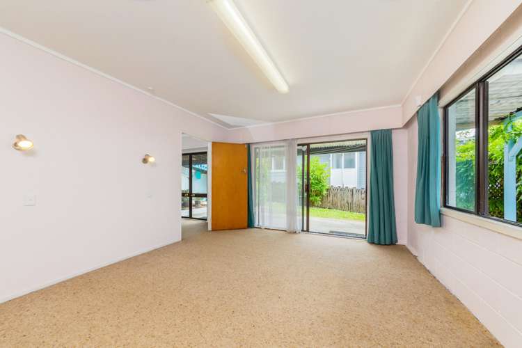 20 Waimumu Road Massey_10
