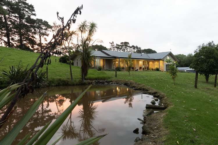 589 Inland Road Helensville_13