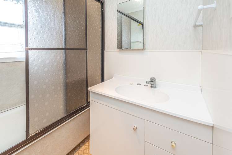 100 Lincoln Road Springvale_13