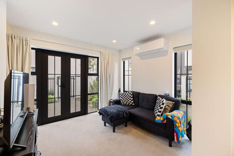 5/104 Peterborough Street_2