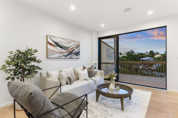 905d East Coast Road Northcross_3