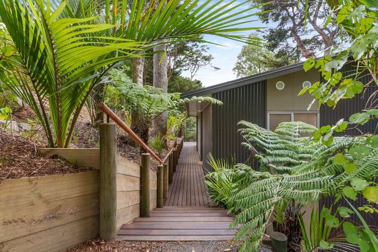 58 Laingholm Drive Laingholm_11