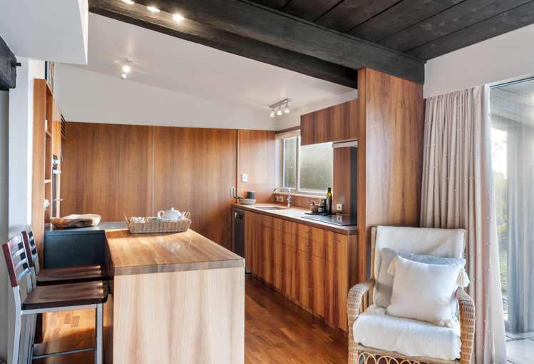 75 Field Way Waikanae Beach_9