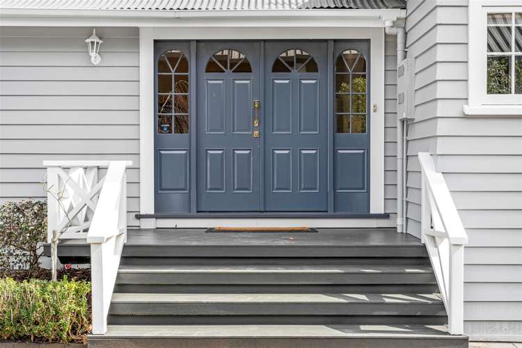 2 Minnehaha Avenue_5