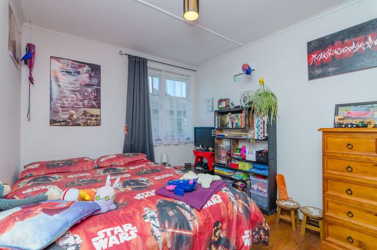 42 Kummer Crescent Masterton_14