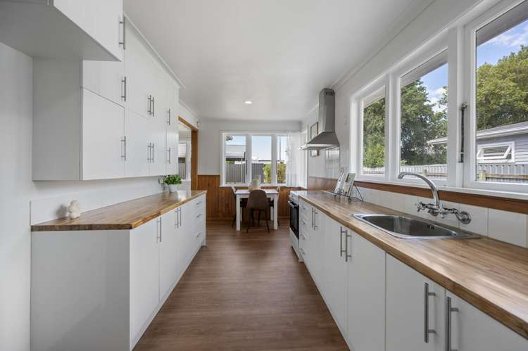 109 Havelock Road Havelock North_8