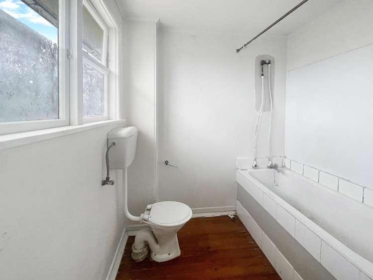 19b Bellingham Crescent 1065_7