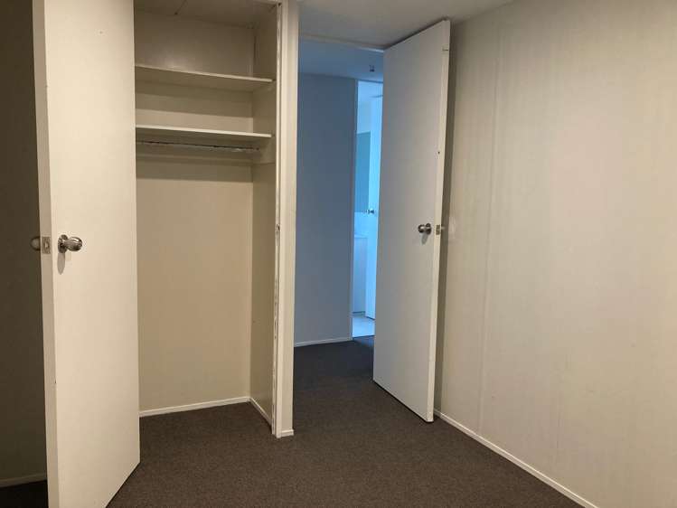 2/13 Rollerson Street Papakura_5