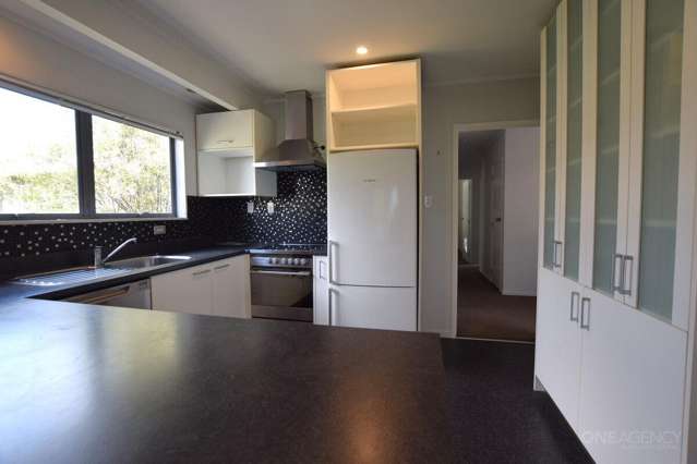 63 Kirby Street Glendene_3