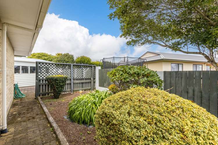 10 Leon Place Waitara_18