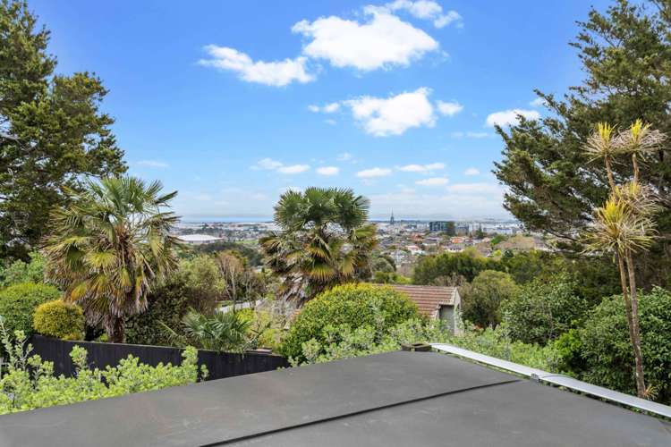 16 Hurstbourn Priors Goodwood Heights_20