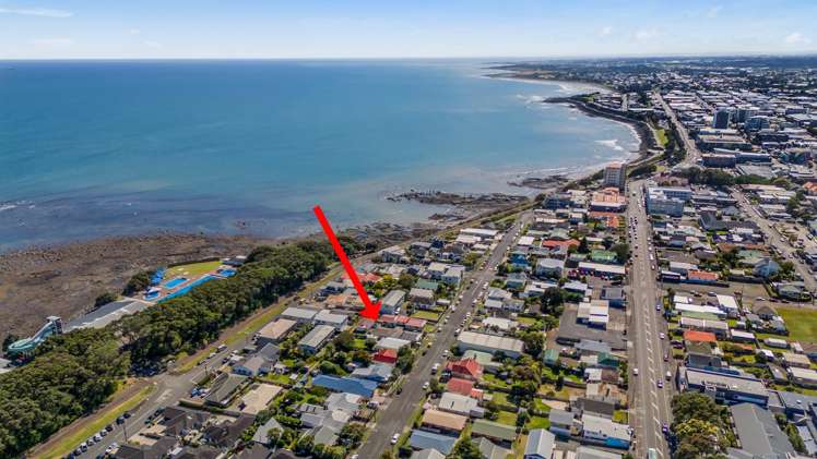 2/36 Hine Street New Plymouth Central_4