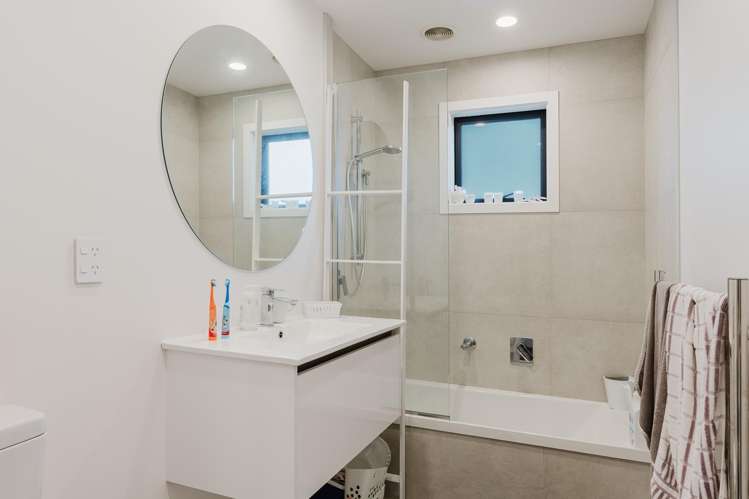 1/3 Elmira Avenue Chartwell_11