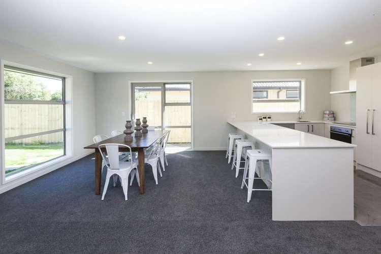 27 Robert Duncan Road Belfast_7